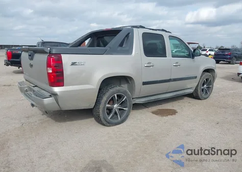 2007 Chevrolet Avalanche 1500 Lt z USA, uszkodzony, nr VIN 3GNFK123X7G155833